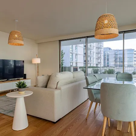 Bayline By Bedzy - - Gym - Carpa Apartment *